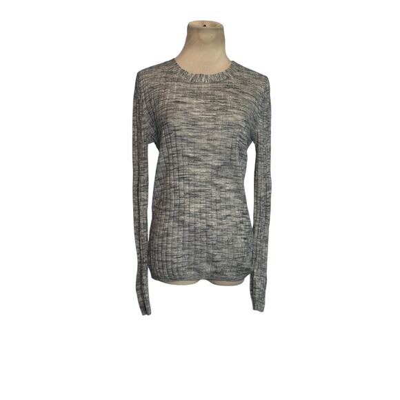 Banana Republic gray merino wool long sleeves ribbed knit top size M - Picture 13 of 13